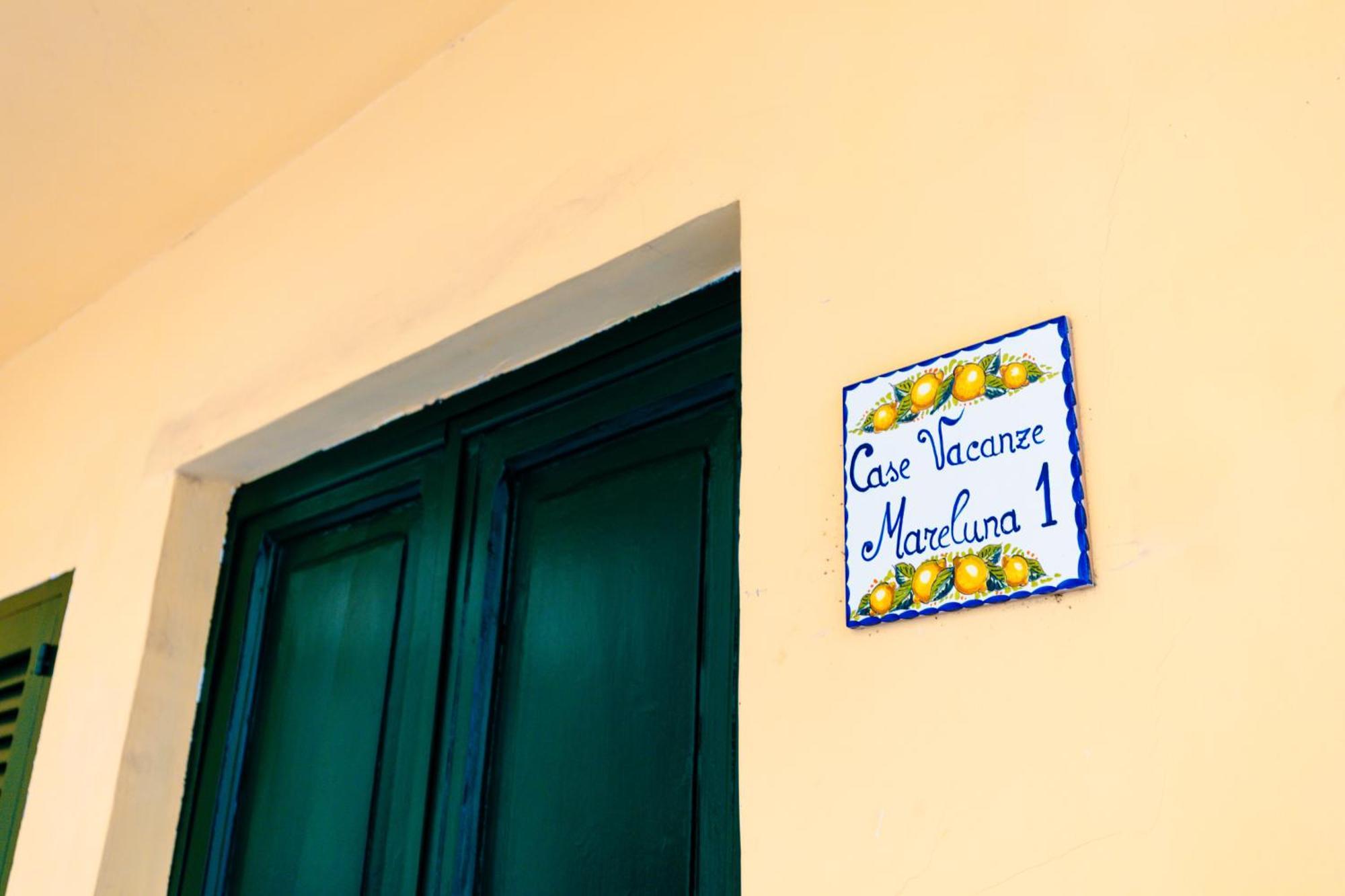 Mare Luna - Appartamento Nel Centro Storico Di Salerno Zewnętrze zdjęcie